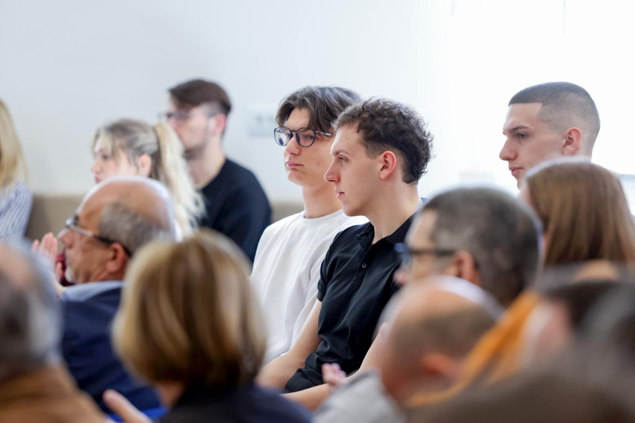 Zadar: Svečana dodjela stipendija učenicima i studentima