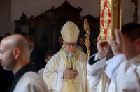 Nadbiskup Zgrablić predvodio svečano misno slavlje u zadarskoj prvostolnici na Uskrs