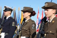 Knin: Na  tvrđavi podignuta hrvatska zastava