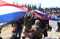 Knin: Na  tvrđavi podignuta hrvatska zastava