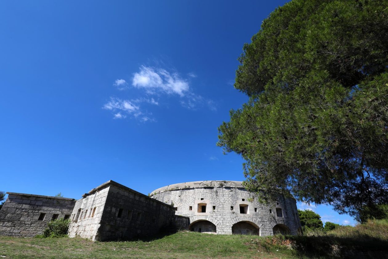 Utvrda San Giorgio otvorila vrata svojim posjetiteljima Utvrda San Giorgio otvorila vrata svojim posjetiteljima