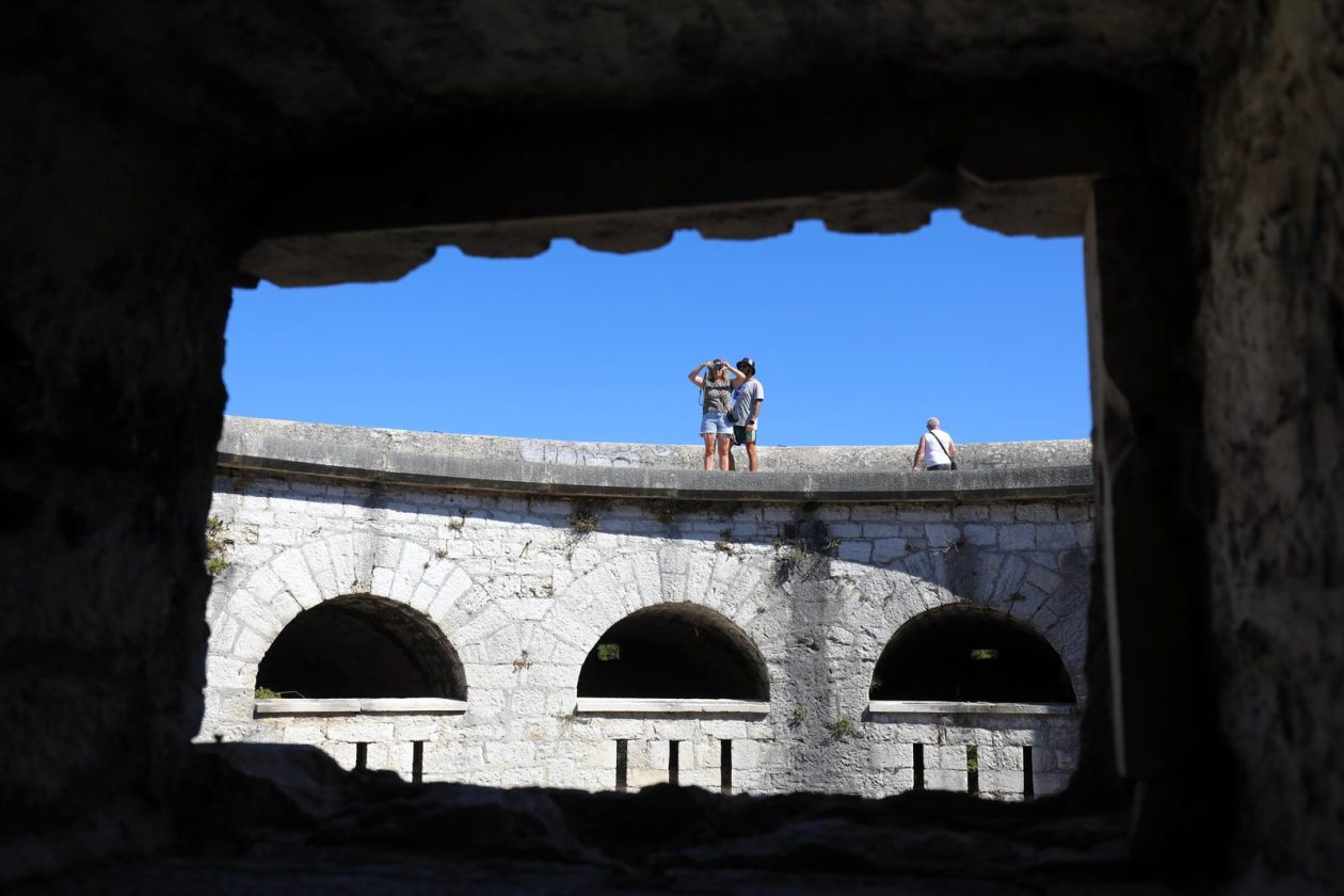 Utvrda San Giorgio otvorila vrata svojim posjetiteljima Utvrda San Giorgio otvorila vrata svojim posjetiteljima