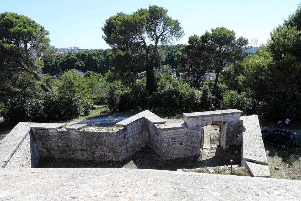 Utvrda San Giorgio otvorila vrata svojim posjetiteljima Utvrda San Giorgio otvorila vrata svojim posjetiteljima