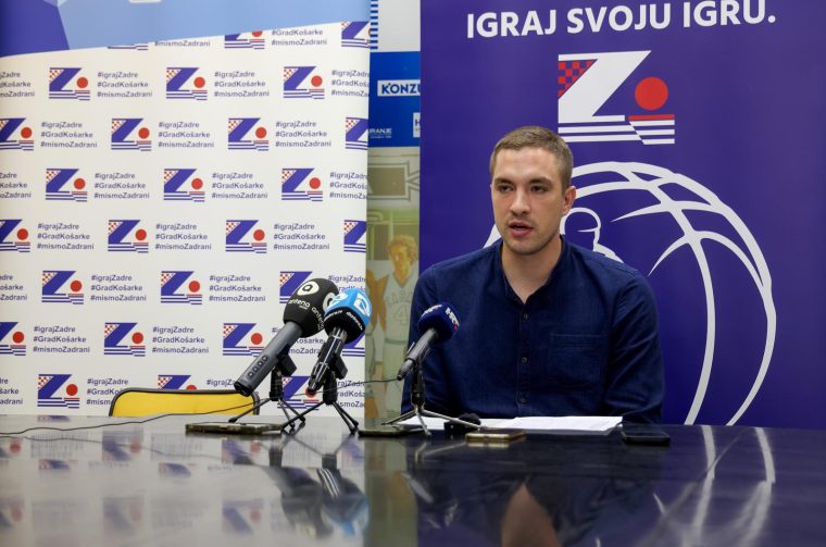 Zadar: Novi direktor KK Zadar Roko Jurlina održao konferenciju za medije