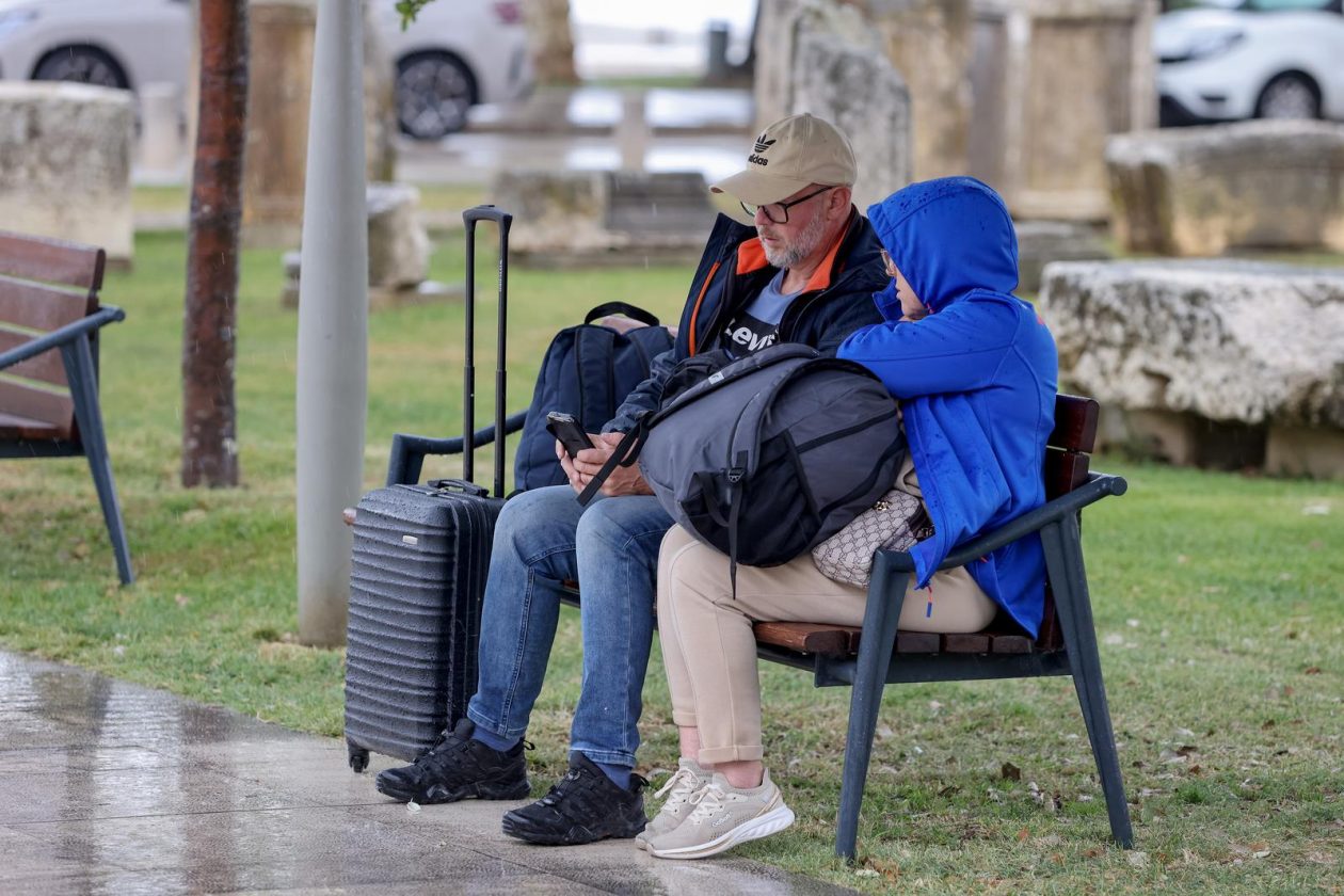 Zadar: Kišna nedjelja u centru grada