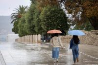 Zadar: Kišna nedjelja u centru grada