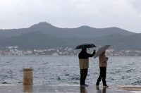 Zadar: Kišna nedjelja u centru grada