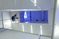 Vertikalne plesne instalacije u prostorima II Palače Vertikalne plesne instalacije u prostorima II Palače