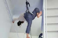 Vertikalne plesne instalacije u prostorima II Palače Vertikalne plesne instalacije u prostorima II Palače