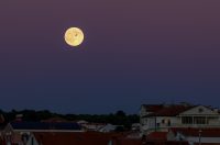 Izlazak punog mjeseca nad Zadrom