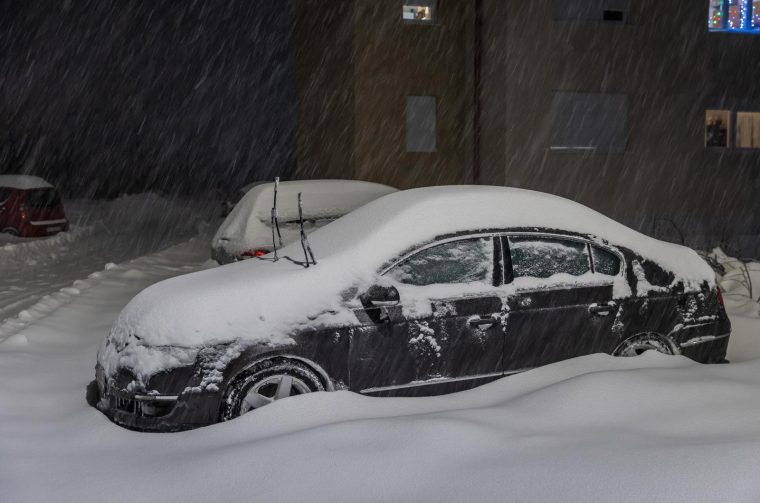 Snježni ugođaj u Gračacu