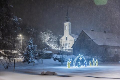 Snježni ugođaj u Gračacu