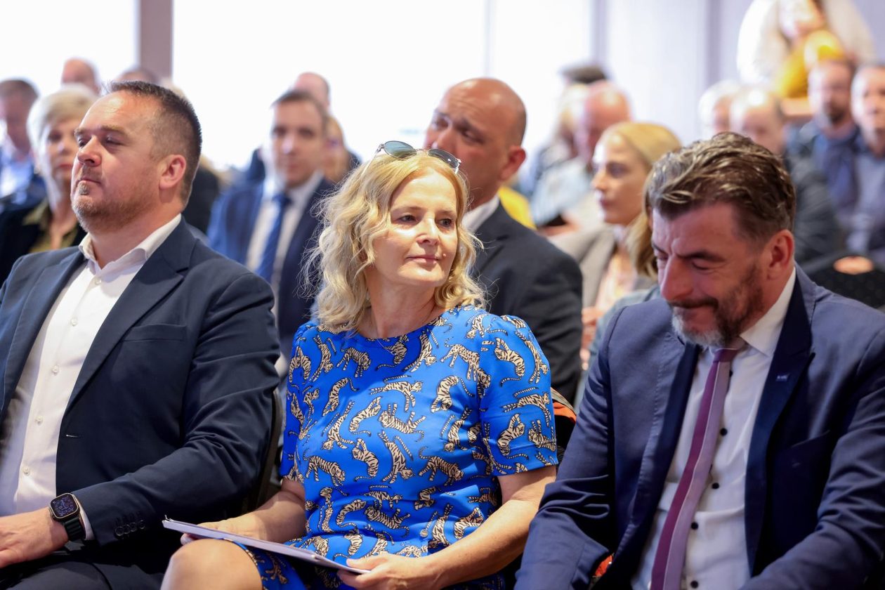 Zadar: Konferencija projekta “Videonadzor i rano otkrivanje šumskih požara – FIRESTOP” Zadar: Konferencija projekta “Videonadzor i rano otkrivanje šumskih požara – FIRESTOP”