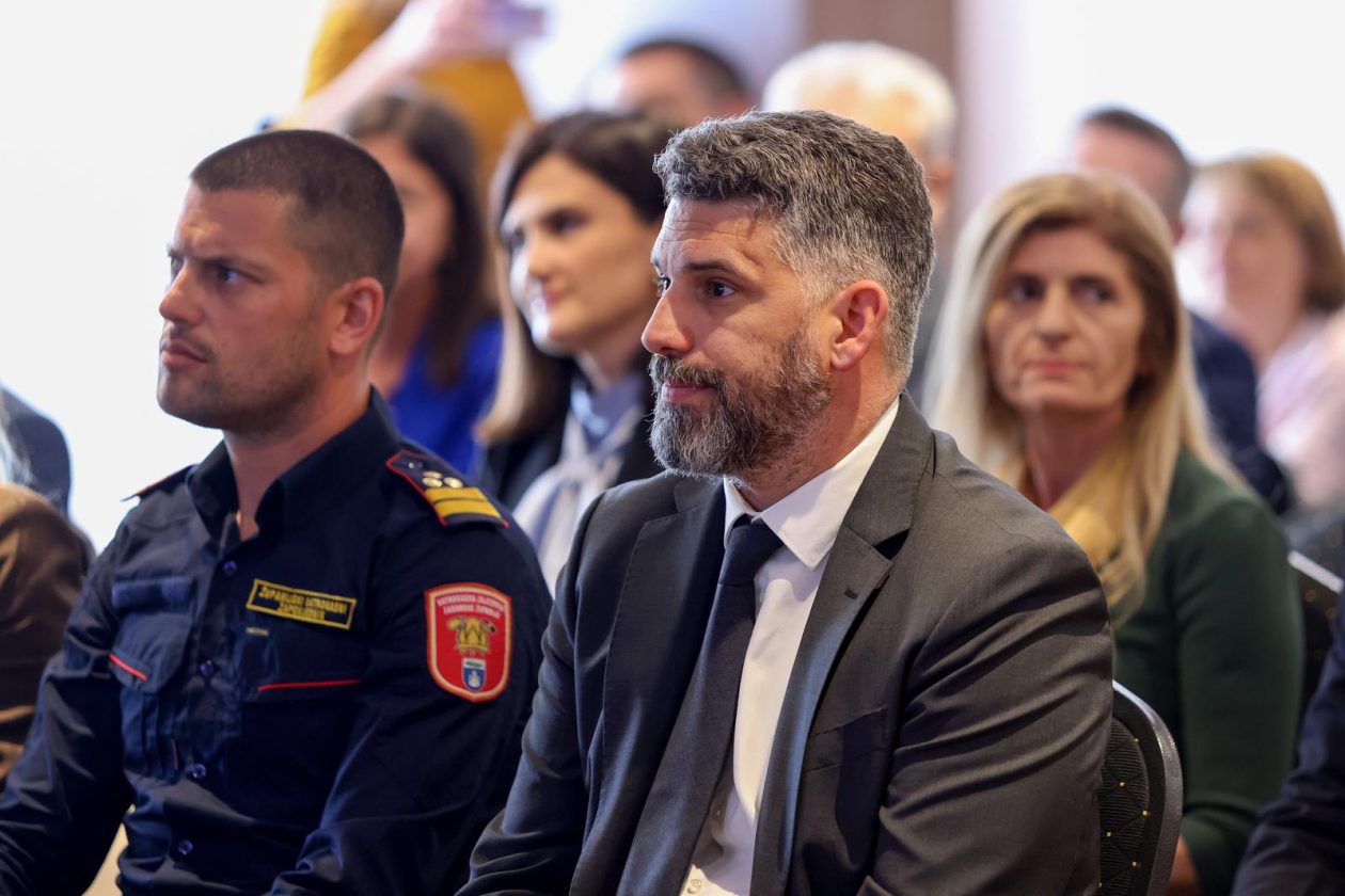 Zadar: Konferencija projekta “Videonadzor i rano otkrivanje šumskih požara – FIRESTOP” Zadar: Konferencija projekta “Videonadzor i rano otkrivanje šumskih požara – FIRESTOP”