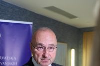 Panel na temu Krešimira Ćosića, sportaš i diplomat Panel na temu Krešimira Ćosića, sportaš i diplomat