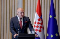 Panel na temu Krešimira Ćosića, sportaš i diplomat Panel na temu Krešimira Ćosića, sportaš i diplomat