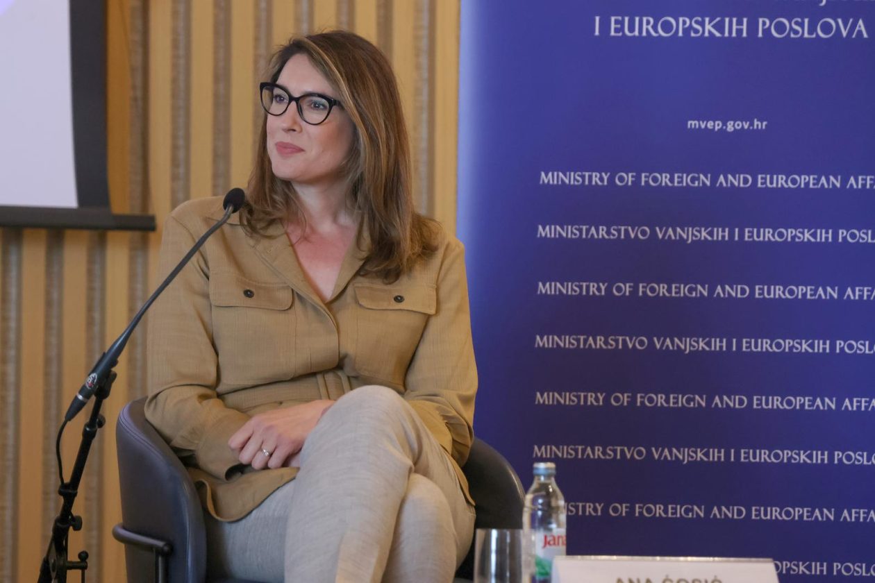 Panel na temu Krešimira Ćosića, sportaš i diplomat Panel na temu Krešimira Ćosića, sportaš i diplomat