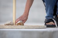 Benkovac: Organizatori benkovačkog festivala “Nosi se” koji je odgođen nakon prosvjeda branitelja održali mirni prosvjed Benkovac: Organizatori benkovačkog festivala “Nosi se” koji je odgođen nakon prosvjeda branitelja održali mirni prosvjed