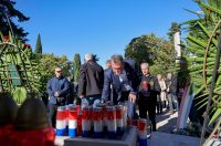 Polaganje vijenaca povodom Dana obrane grada