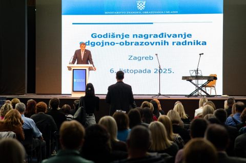 Zagreb: Dodjela nagrada za najbolje odgojno-obrazovne djelatnike povodom Svjetskog dana učitelja