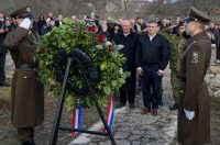 Predsjednik Milanović u Medviđi obilježio 33. obljetnicu stradanja civilnih žrtava u Domovinskom ratu Predsjednik Milanović u Medviđi obilježio 33. obljetnicu stradanja civilnih žrtava u Domovinskom ratu