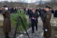 Predsjednik Milanović u Medviđi obilježio 33. obljetnicu stradanja civilnih žrtava u Domovinskom ratu Predsjednik Milanović u Medviđi obilježio 33. obljetnicu stradanja civilnih žrtava u Domovinskom ratu