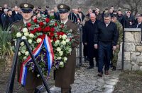 Predsjednik Milanović u Medviđi obilježio 33. obljetnicu stradanja civilnih žrtava u Domovinskom ratu Predsjednik Milanović u Medviđi obilježio 33. obljetnicu stradanja civilnih žrtava u Domovinskom ratu