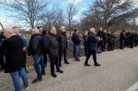 Predsjednik Milanović u Medviđi obilježio 33. obljetnicu stradanja civilnih žrtava u Domovinskom ratu Predsjednik Milanović u Medviđi obilježio 33. obljetnicu stradanja civilnih žrtava u Domovinskom ratu