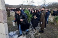 Predsjednik Milanović u Medviđi obilježio 33. obljetnicu stradanja civilnih žrtava u Domovinskom ratu Predsjednik Milanović u Medviđi obilježio 33. obljetnicu stradanja civilnih žrtava u Domovinskom ratu