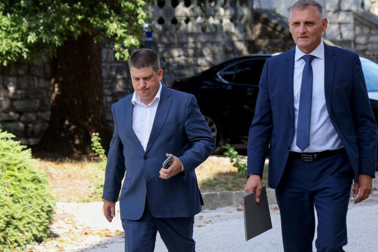 Zadar: Sastanak ministra Olega Butkovića sa županom Josipom Bilaverom