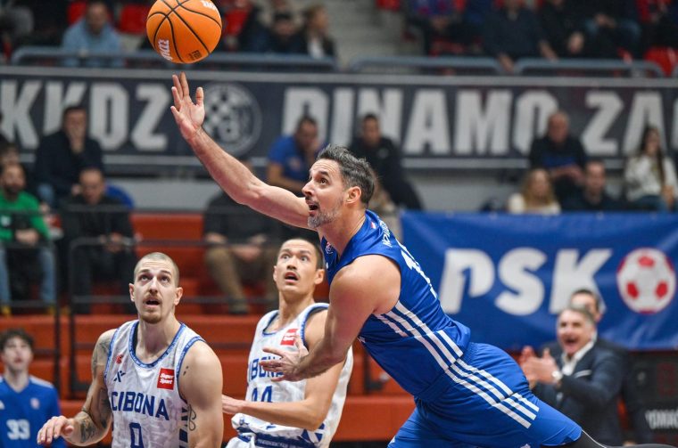 Dinamo i Cibona susreli se u 15. kolu SuperSport Premijer lige