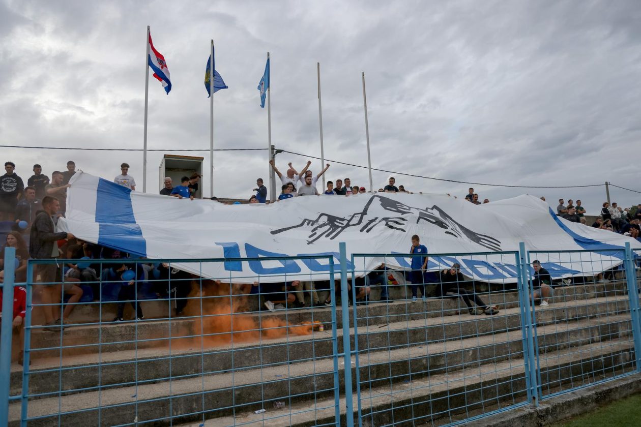 Benkovac: Prijateljska utakmica  između Velebita i Hajduka povodom 100. rođendana kluba iz Benkovca