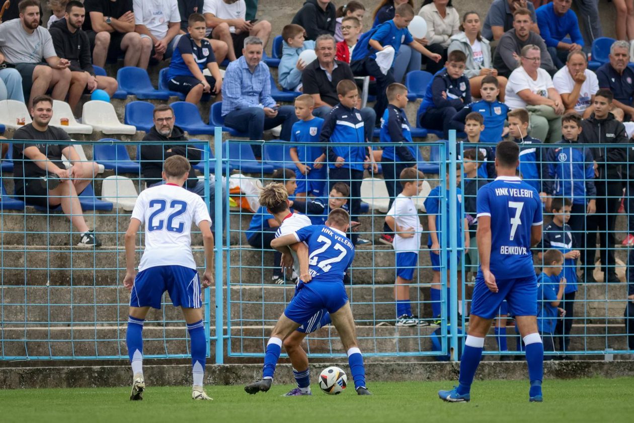 Benkovac: Prijateljska utakmica  između Velebita i Hajduka povodom 100. rođendana kluba iz Benkovca