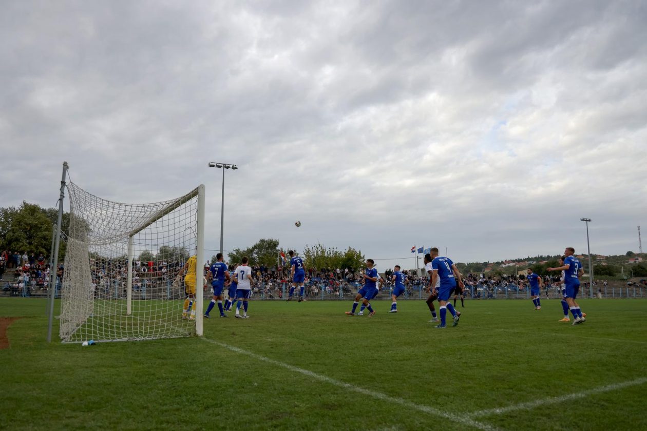 Benkovac: Prijateljska utakmica  između Velebita i Hajduka povodom 100. rođendana kluba iz Benkovca