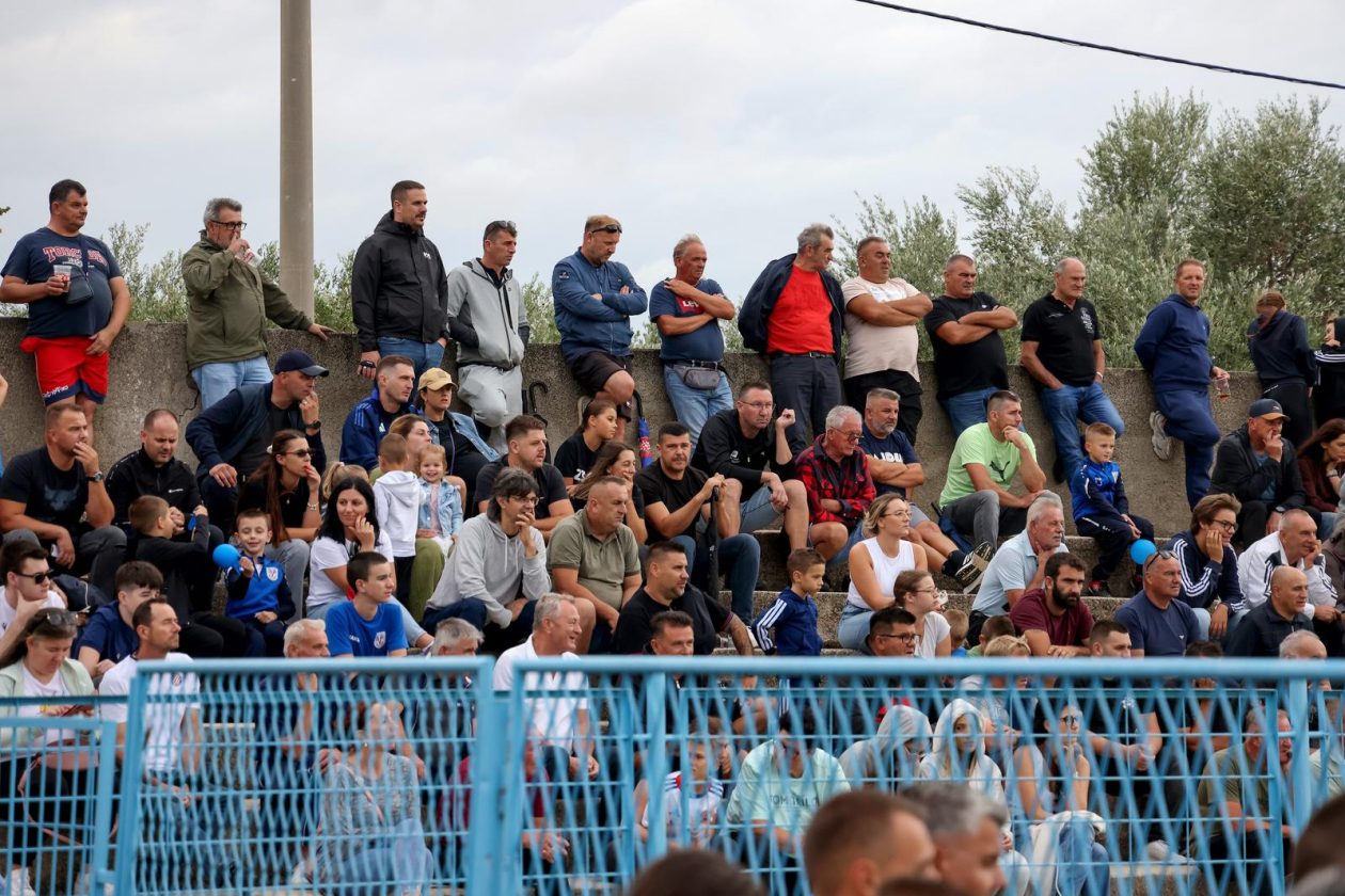 Benkovac: Prijateljska utakmica  između Velebita i Hajduka povodom 100. rođendana kluba iz Benkovca