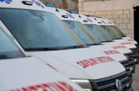 Primopredaja sedam novih vozila namijenjenih za sanitetski prijevoz – hitna pomoć Primopredaja sedam novih vozila namijenjenih za sanitetski prijevoz – hitna pomoć