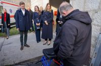 Primopredaja sedam novih vozila namijenjenih za sanitetski prijevoz – hitna pomoć Primopredaja sedam novih vozila namijenjenih za sanitetski prijevoz – hitna pomoć