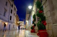 Noćne fotografije ukrašenog grada Noćne fotografije ukrašenog grada