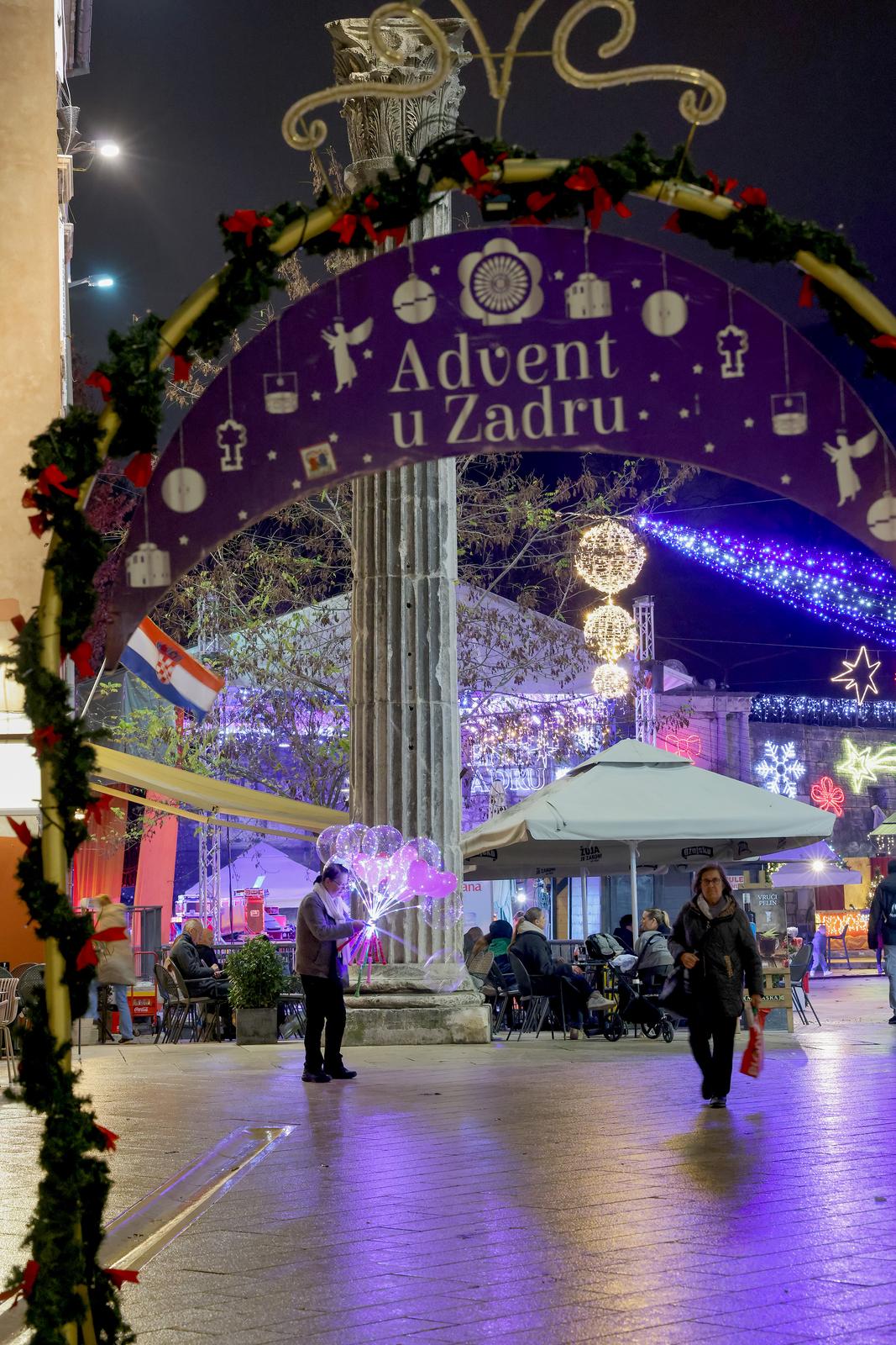 Noćne fotografije ukrašenog grada Noćne fotografije ukrašenog grada