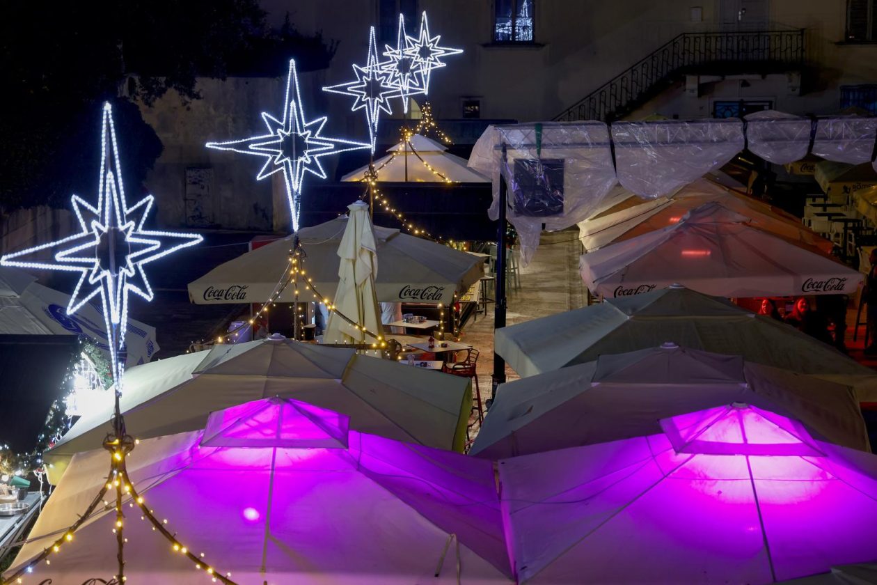 Noćne fotografije ukrašenog grada Noćne fotografije ukrašenog grada