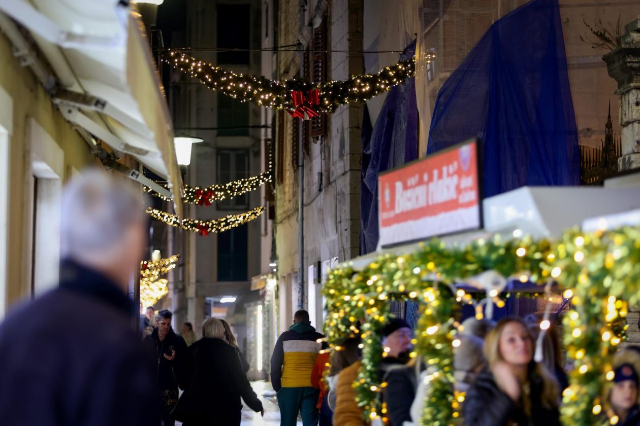 Noćne fotografije ukrašenog grada Noćne fotografije ukrašenog grada