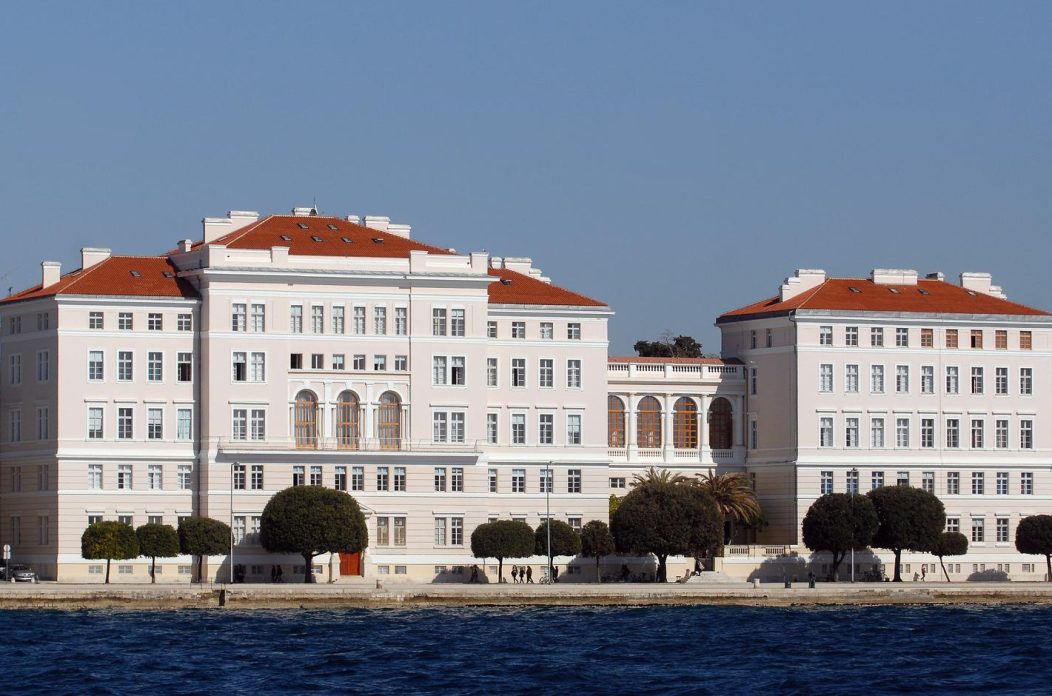Zadar: Zgrada SveuČILIŠTA  ilustracija