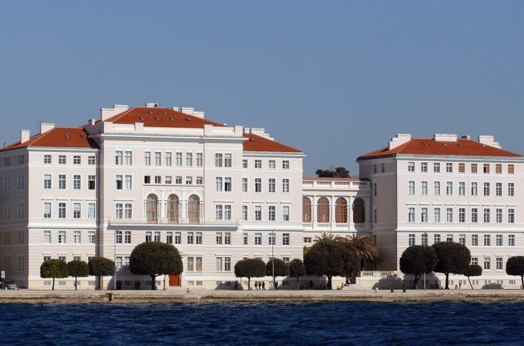 Zadar: Zgrada SveuČILIŠTA  ilustracija