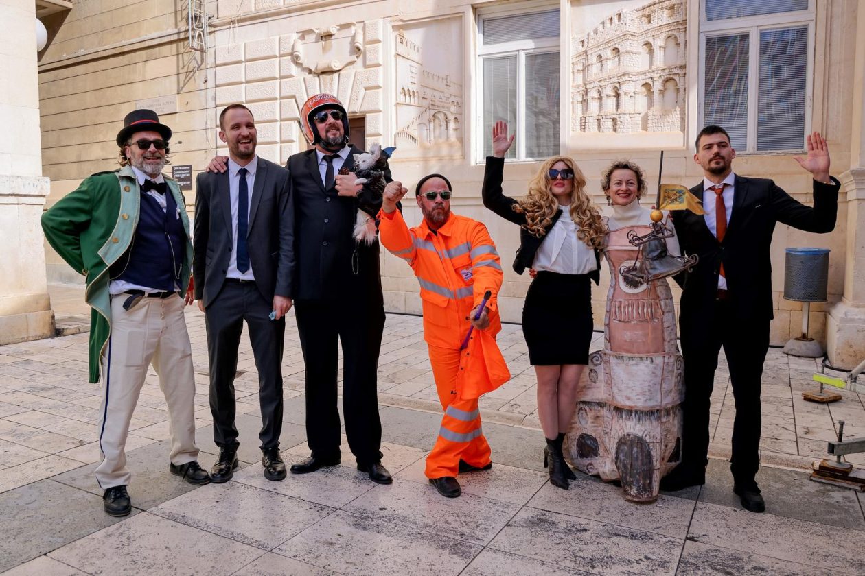 Zadar: Maškare preuzele ključ Grada Zadar: Maškare preuzele ključ Grada