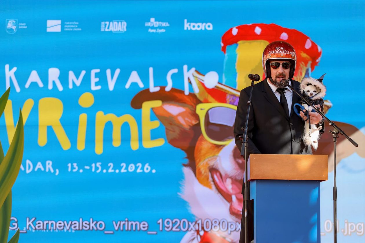 Zadar: Maškare preuzele ključ Grada Zadar: Maškare preuzele ključ Grada