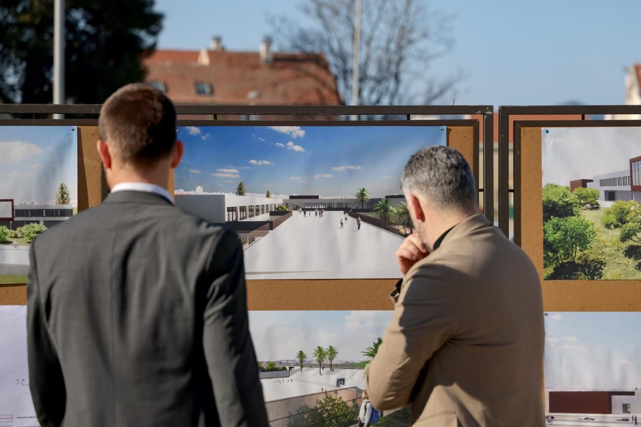 Zadar: Gradonačelnik Grada Zadra Šime Erlić potpisao je ugovor s tvrtkom Lavčević o izgradnji osnovne škole