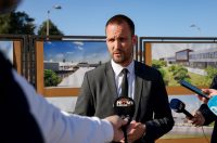 Zadar: Gradonačelnik Grada Zadra Šime Erlić potpisao je ugovor s tvrtkom Lavčević o izgradnji osnovne škole