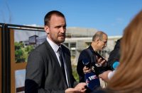 Zadar: Gradonačelnik Grada Zadra Šime Erlić potpisao je ugovor s tvrtkom Lavčević o izgradnji osnovne škole