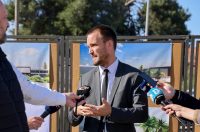 Zadar: Gradonačelnik Grada Zadra Šime Erlić potpisao je ugovor s tvrtkom Lavčević o izgradnji osnovne škole