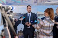 Zadar: Gradonačelnik Grada Zadra Šime Erlić potpisao je ugovor s trvtkom Lavčević o izgradnji olimpijskog bazena na Višnjiku